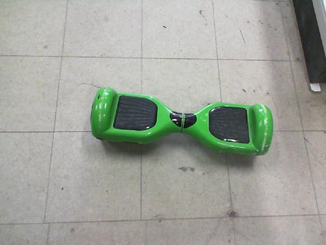 Hoverboard vert fluo