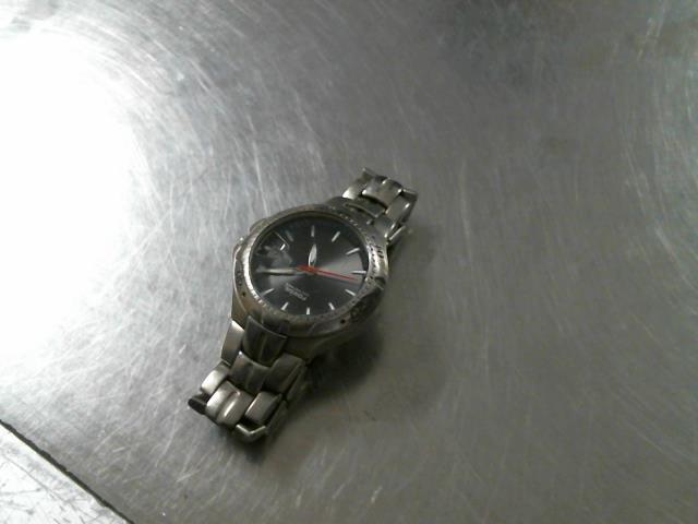 Montre fossil argent