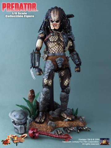 Figurine predator