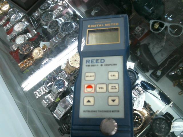 Thickness meter gauge