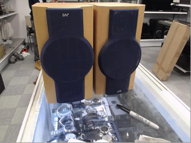 Ensemble 2 speakers bois