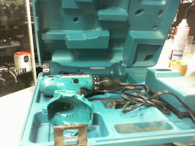 Drill makita no batterie