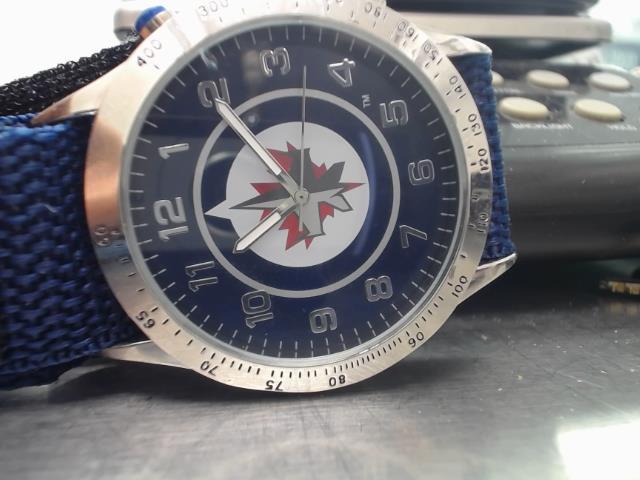 Montre nhl canada