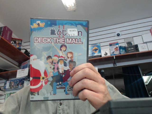 Deck the mall