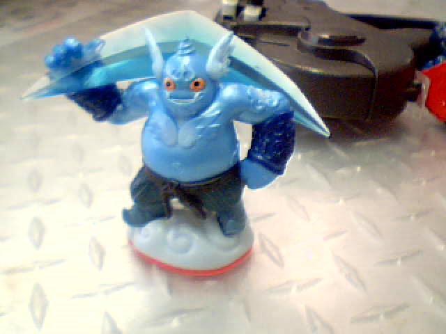 Giant skylander