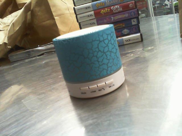 Speaker bluetooth