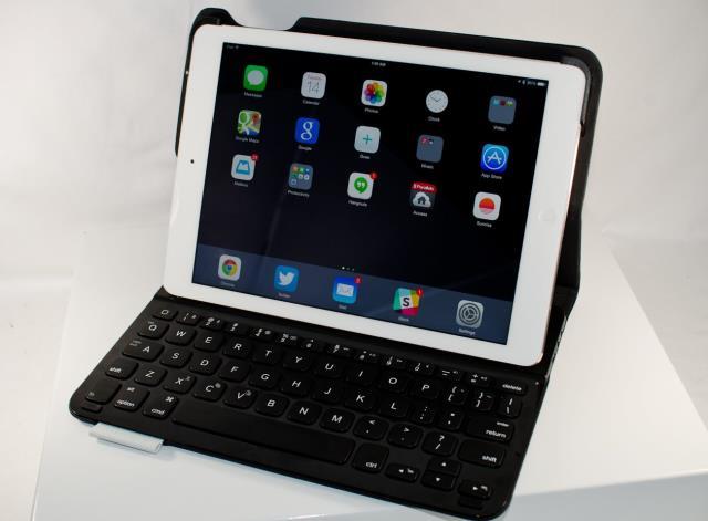 Thin keyboard folio logitech