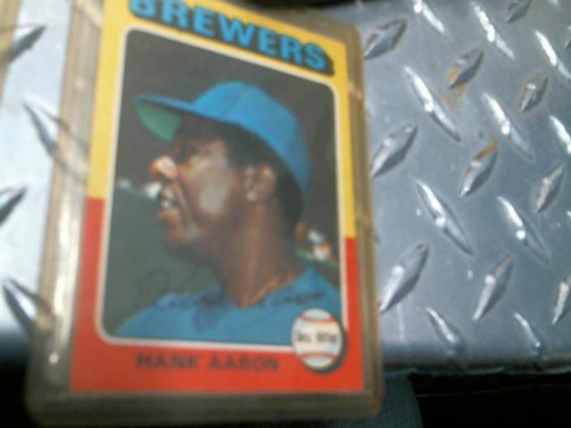 Hank aaron card sign