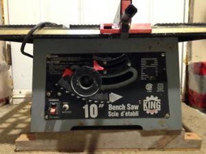 Bench saw