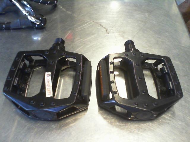 Pedales de bike noires metal