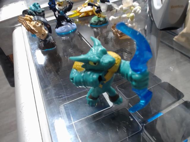 Figurines skylanders