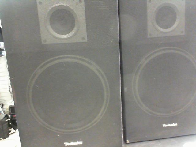 2 speakers technics