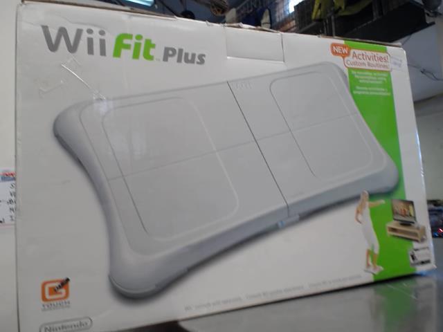 Wii fit plus boite