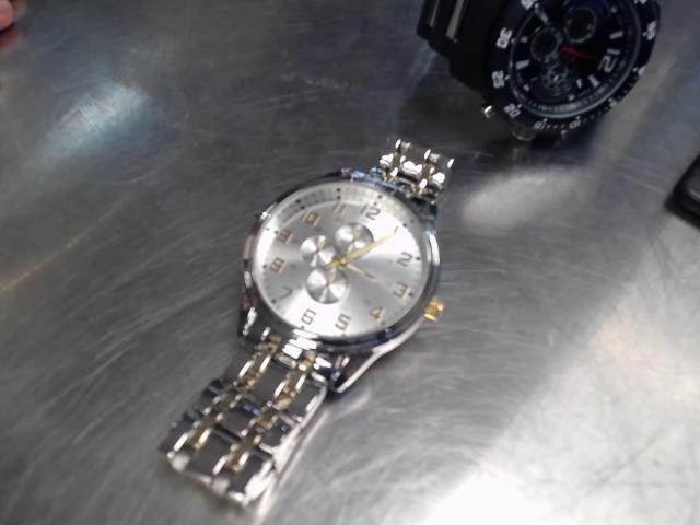 Montre sans marque silver