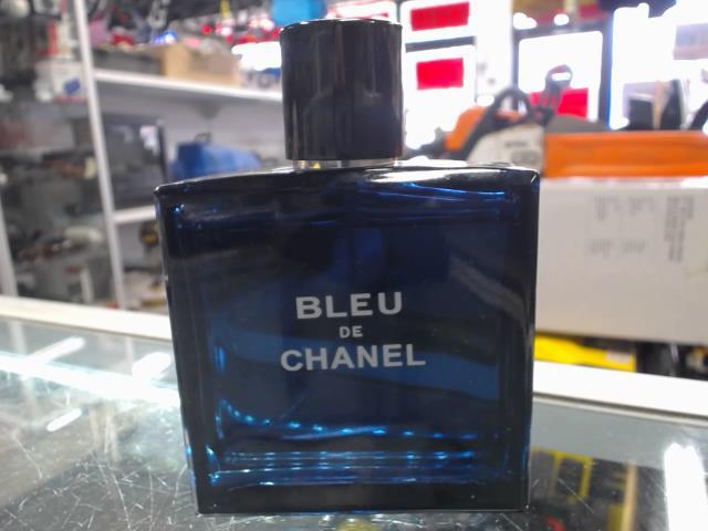 Eau de toilette bleu homme