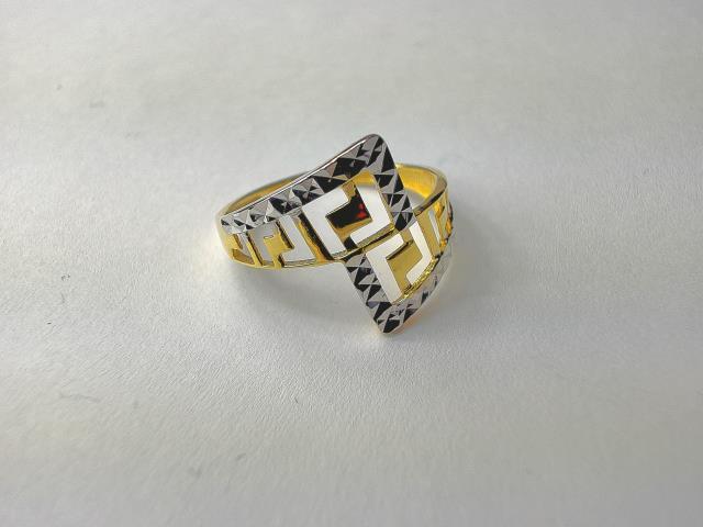 BAGUE EN OR 10KT