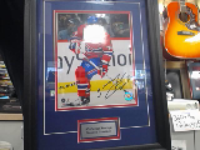 Nhl player frame signed