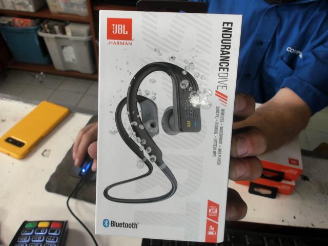 Wireless/waterproof headphones inbox