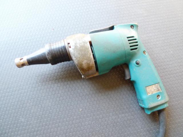 Drywall screwdriver