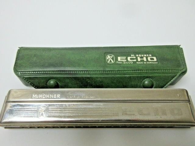 Harmonica avec case