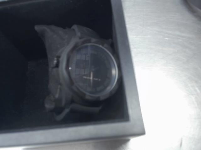 Montre ds boite