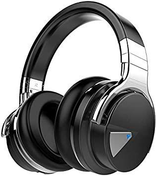 Black headphones overears avec fil