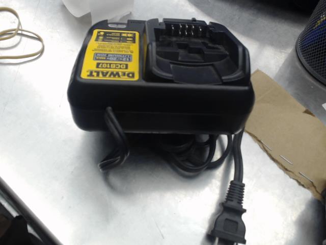 Chargeur batterie dewalt