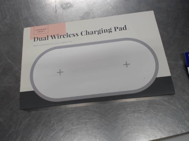 Dual wireless charging pad