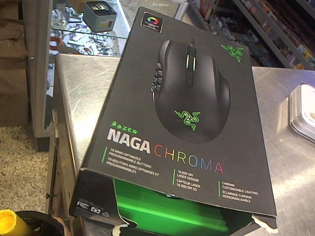 Razor naga trinity avec acc