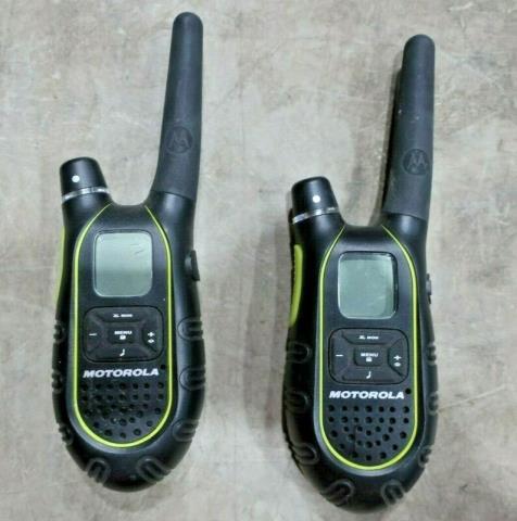 Walkie talkie motorola avec chargeur