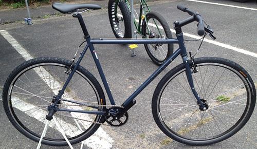 Velo noir de route single speed