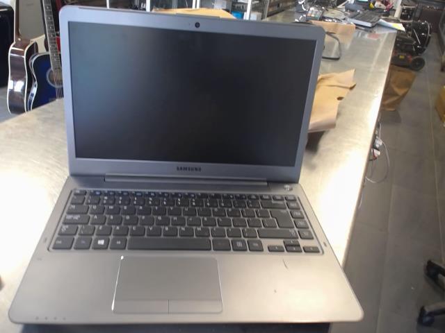 Laptop samsung amd a10 8 go ram