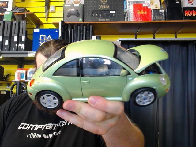 Beetle windshield tres graffign