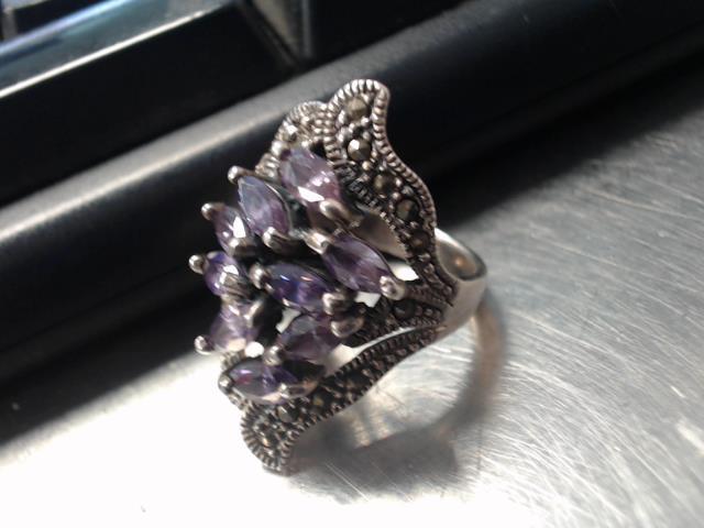 Bague fleur pierres mauves