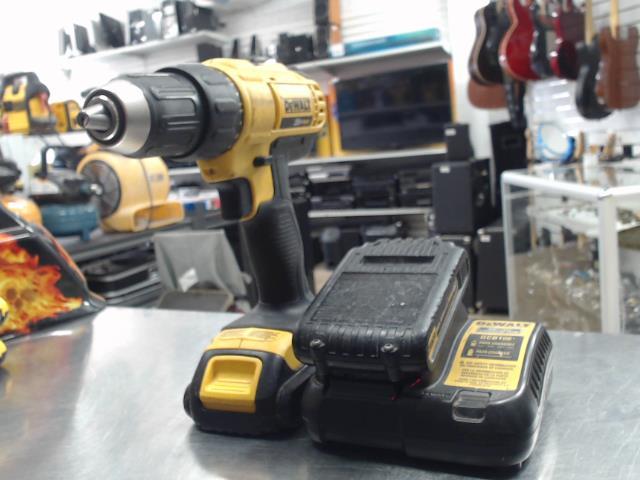 Drill dewalt +2batt + charg