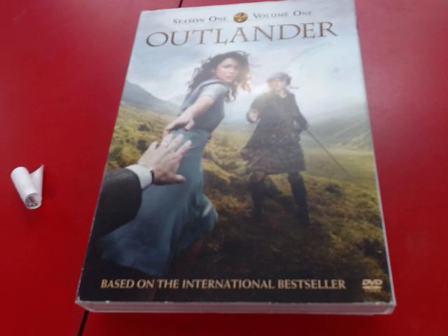 Outlander season 1 volume 1