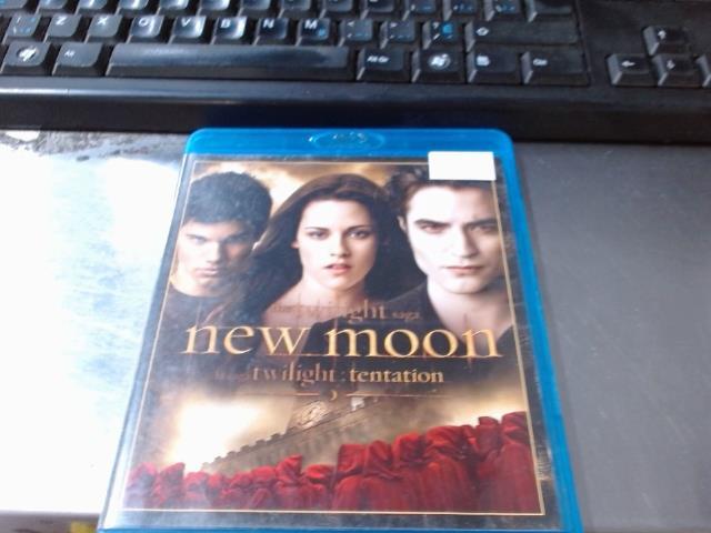 Twilight new moon