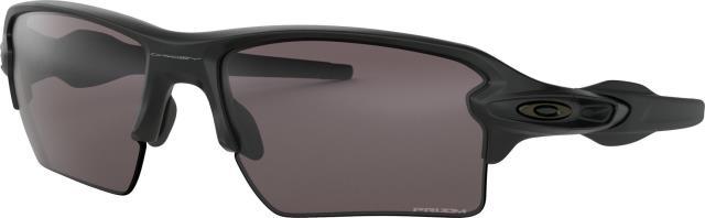 Sunglasses in case oakley noire prizm