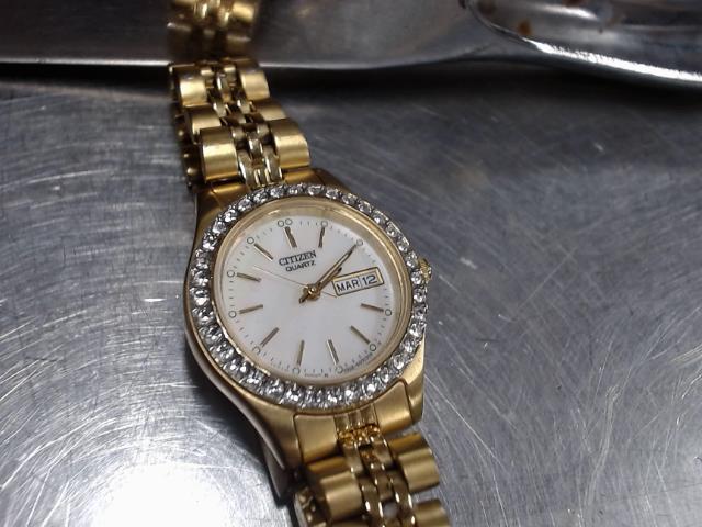 Montre femme stainless