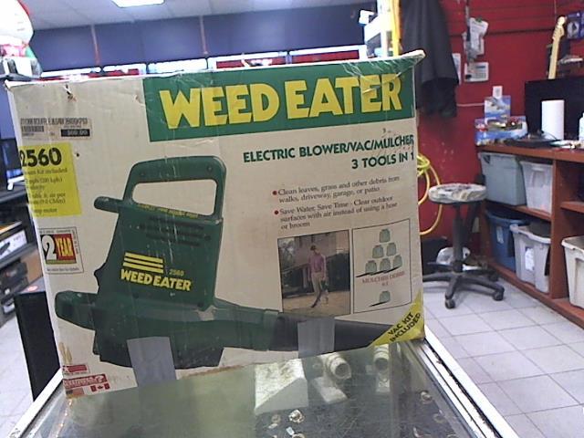 Weed eater in box souffleur