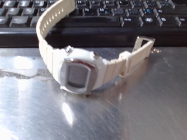 Montre adidas plstique blanc