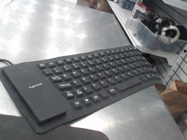 Folding keyboard