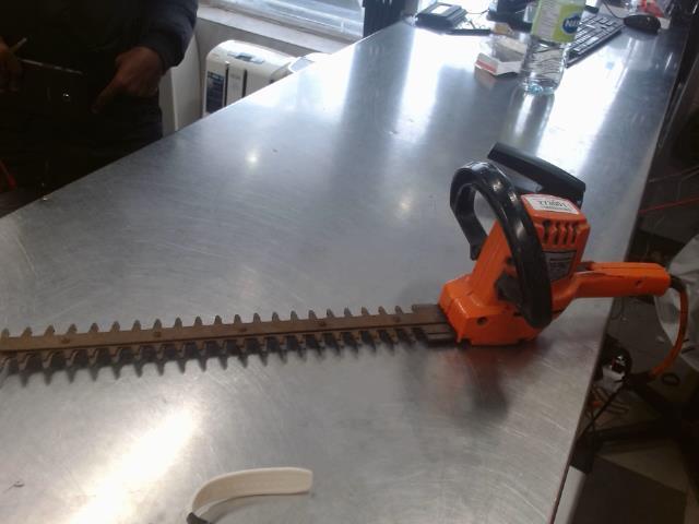 Hedge trimmer electrique