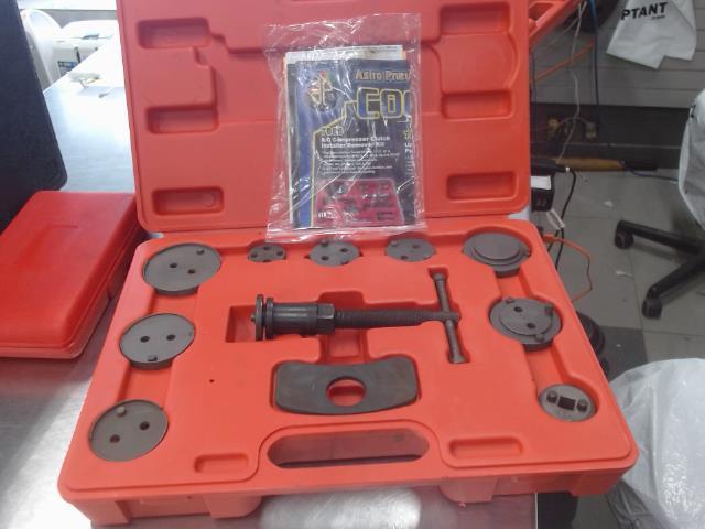 Break pad caliper tool kit