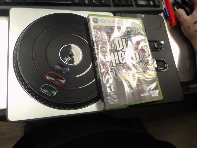 Dj hero avec scratch pad