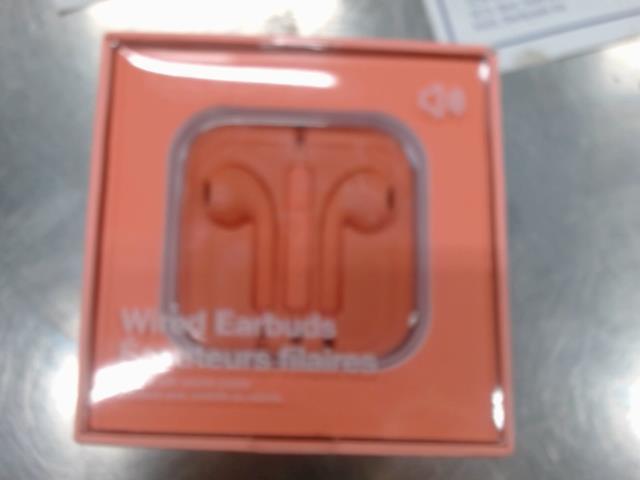 Wired earbuds