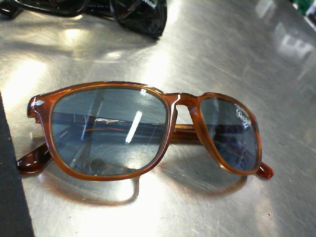 Lunettes persol polarized