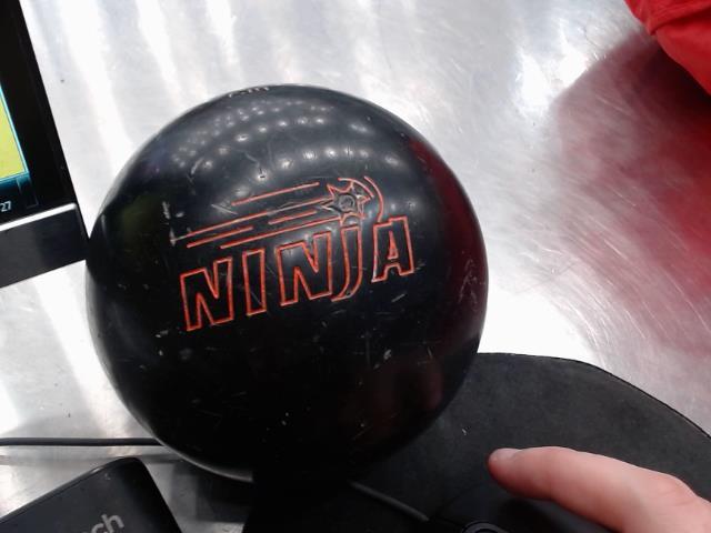 Boule de bowling ninja