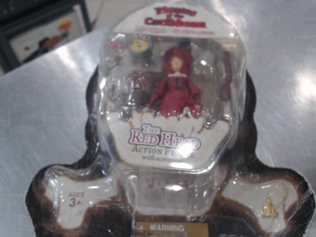 Figurine red head pirate of the caribbea