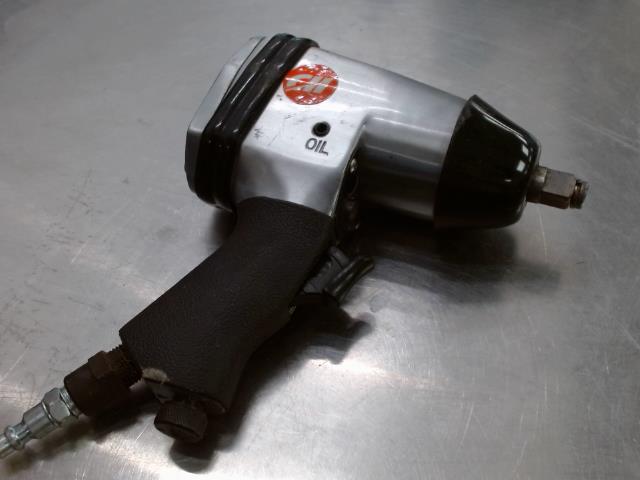 Air impact wrench